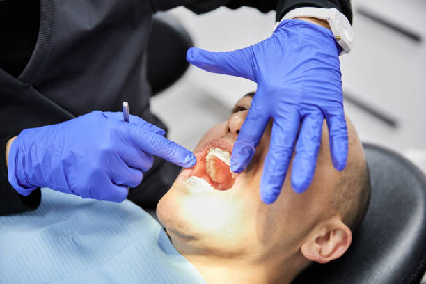 Best Knocked-Out Tooth Emergency  in Clarendon Hls, IL